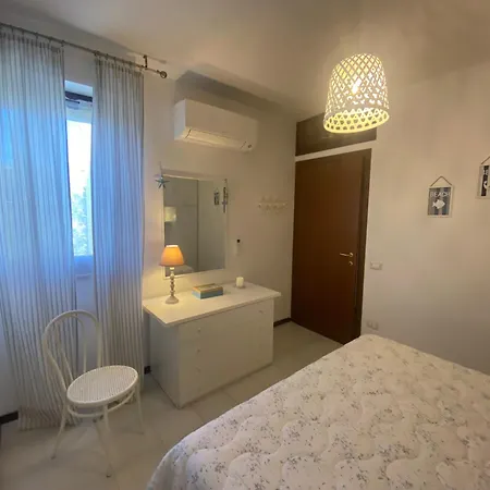Casa Con Giardino, Wi-fi E Aria Condizionata Vicino Pelosa * Stintino