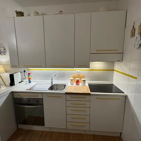 Casa Con Giardino, Wi-fi E Aria Condizionata Vicino Pelosa Lägenhet *