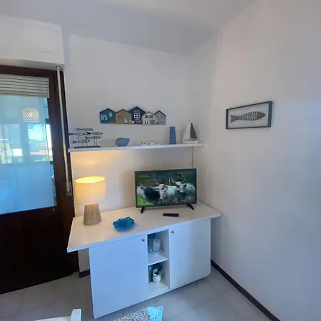 Casa Con Vista Mare, Giardino, Wi-fi E Aria Condizionata *
