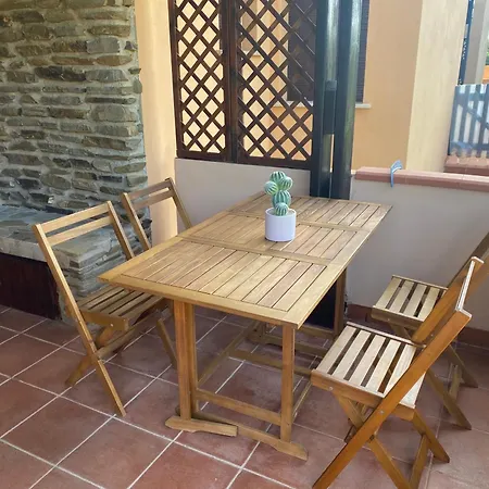 Casa Con Giardino, Wi-fi E Aria Condizionata Vicino Pelosa Stintino
